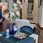 Regina Della Pace & Con Sauna Apartment