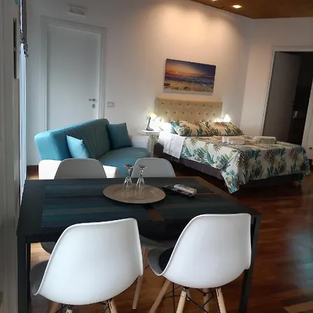 Regina Della Pace & Con Sauna Apartament